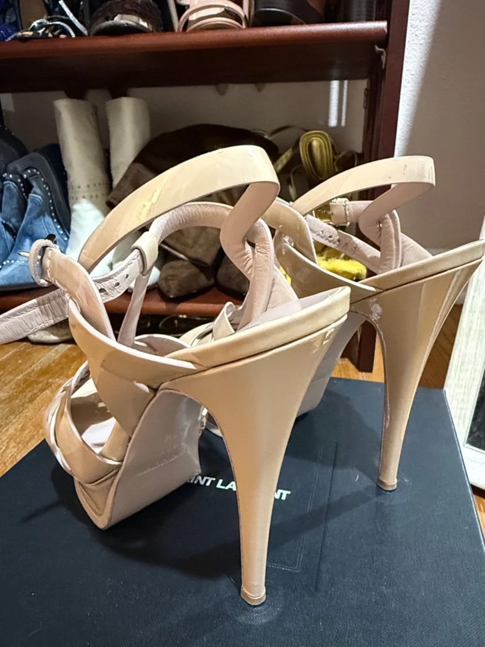 Saint Laurent Nude Patent Leather Platform Sandals - Picture 2 of 5